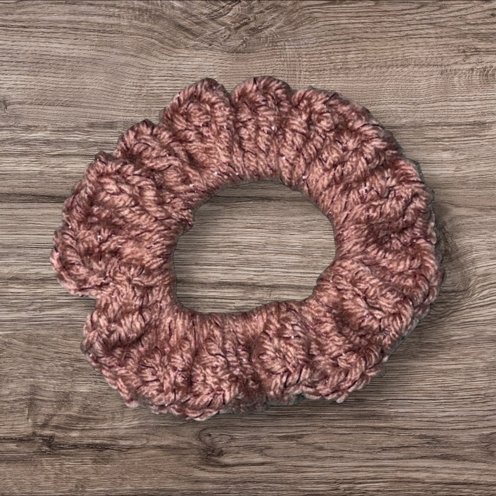Elegant Pink Sparkling Hair Scrunchie - Picture 6 of 7